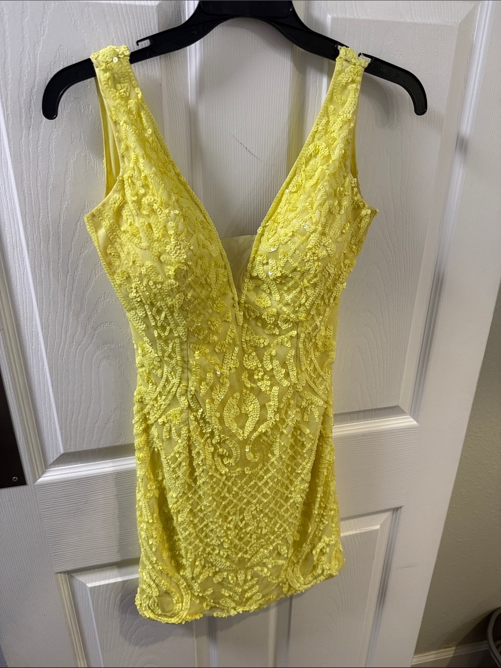 Primavera, Yellow Beaded V-Neck Sleeveless Dress, Size 4, Worn Once